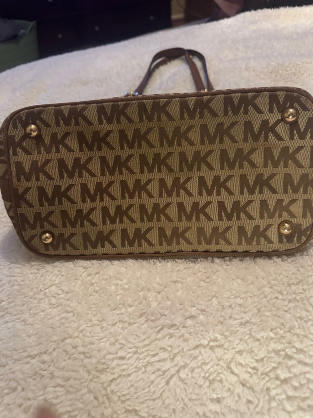 Michael Kors Brown MK Logo Shoulder Bag with Gold Hardware - Picture 4 of 8
